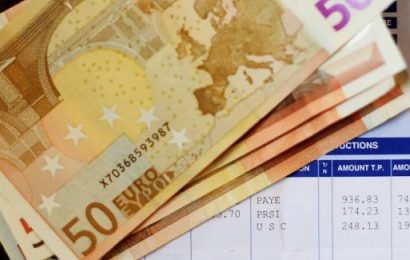 Government Urged Not to Cut Taxes by IMF