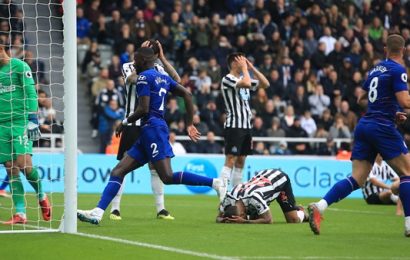 Yedlin Own Goal Gives Chelsea a Win at St James’s Park