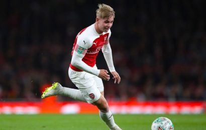 Arsenal Squeak Past Blackpool in League Cup