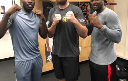 Tyson Fury to Donate Fight Purse to Help Homeless