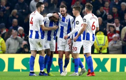 Lichsteiner Error Gifts Seagulls a Draw With Arsenal