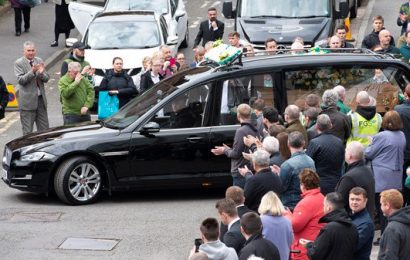 Thousands Line Streets of Glasgow to Say Goodbye to Billy McNeill