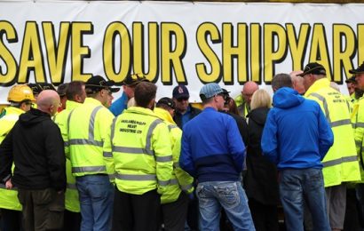 Public Show Their Support for Harland and Wolff Workers Public Show Their Support for Harland and Wolff Workers
