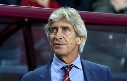 West Ham Hold on for Goalless Draw With Villa After Masuaku Sees Red