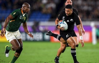 New Zealand Battle Their Way Past South Africa in Yokohama