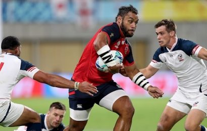 Few Mistakes for England as They Dominate The Eagles