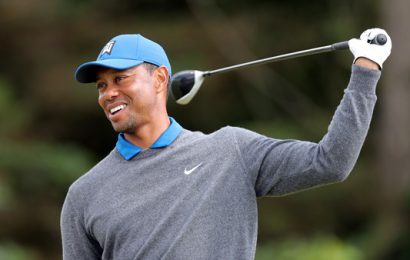 Tiger Woods Signs Deal with HarperCollins to Write Memoirs