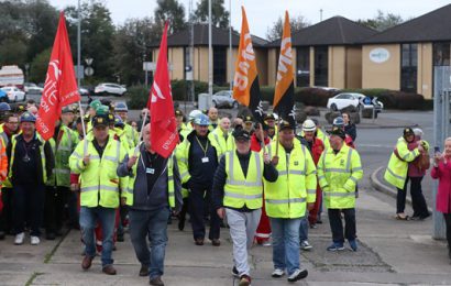 Harland and Wolff Employees Return to Work After Shipyard Sale