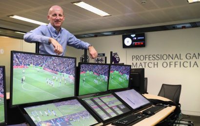 Refereeing Boss Riley Defends VAR in The Premier League