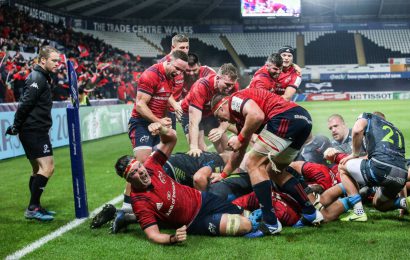 Munster Earn Bonus Point At Ospreys With Cronin’s Last-Minute Try