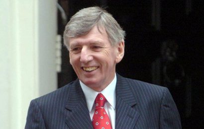 England World Cup Winner Martin Peters Dies, Aged 76