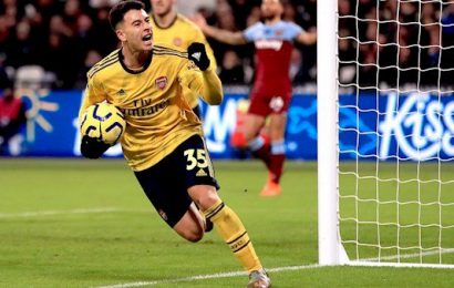 Arsenal Stage Second Half Comeback to End Winless Streak Arsenal Stage Second Half Comeback to End Winless Streak