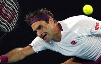 Federer Through to Quarterfinals Despite Losing First Set