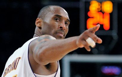Tributes Paid to Kobe Bryant After Death in Helicopter Crash