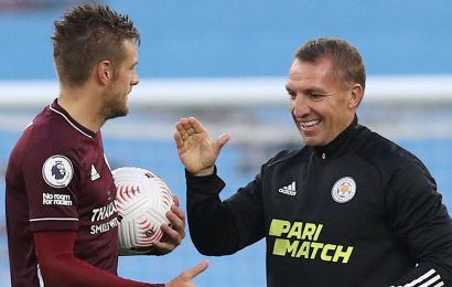 Vardy Scores A Hat-Trick As Foxes Dominate Manchester City At The Etihad Vardy Scores A Hat-Trick As Foxes Dominate Manchester City At The Etihad