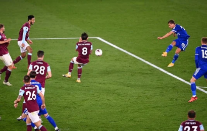 Leicester Defeat Burnley To Claim Top Spot In The Premier League