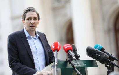 Harris Says Post-Brexit Trade Deal Is Still Possible