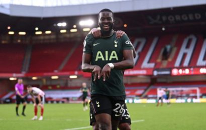 Tottenham Hotspur Easily Brush Aside Blades At Bramall Lane