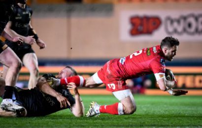 Scarlets Overturn 21-Point Deficit To Beat Connacht In Llanelli