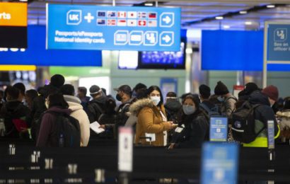 Passengers Arriving At Heathrow Now Facing Six-Hour Queues