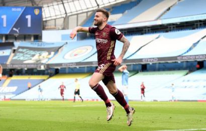 Ten Man Leeds Shock Manchester City At The Etihad