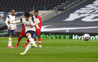 Tottenham Win First Game Under New Coach Ryan Mason