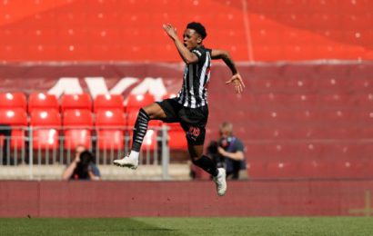 Newcastle United Hold Liverpool In Anfield Draw