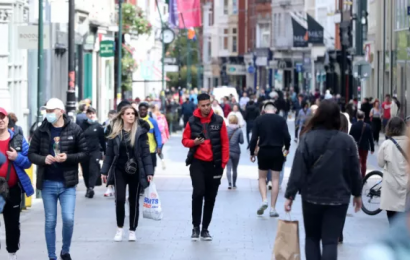 Consumer Sentiment Steady Despite Worries About Personal Finances