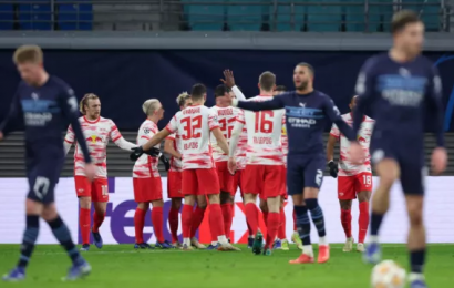 Walker Sees Red As Leipzig Defeat Manchester City In Germany