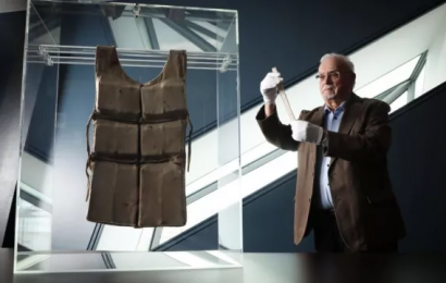 Life Jacket From The Titanic To Go On Display In Belfast