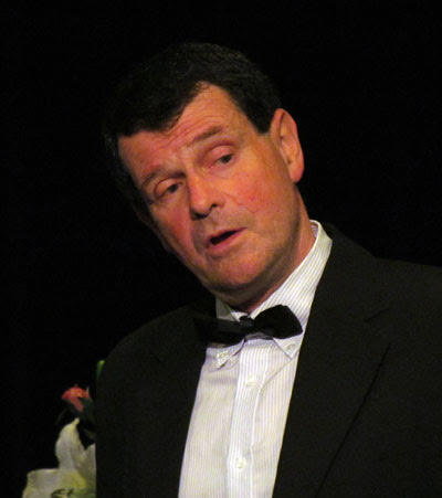 Dublin-Based Actor Neil O’Shea Brings His One-Man Show, “An Evening with Great Irish Writers,” to The United Solo Festival This Month in NYC