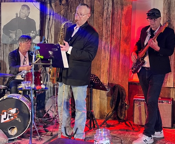 Accomplished Jazz Musician Jay McGuerty Brings His Skillset to Nashville with His New Trio, Cool Riffs