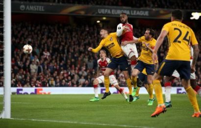 10-Man Atlético Gain Vital Away Goal At Arsenal