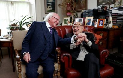 Playwright Tom Murphy Dies, Aged 83