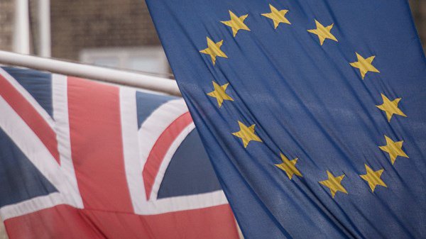 European Commission Warns of Hard Brexit