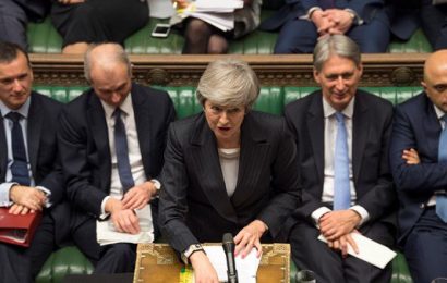 DUP Demands Refocus on Brexit After May Wins Tory No Confidence Vote