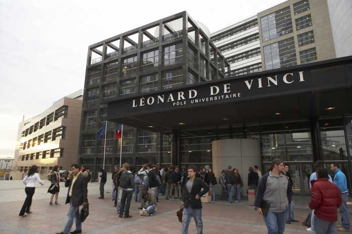 Irish Lecturer Stabbed to Death in Paris