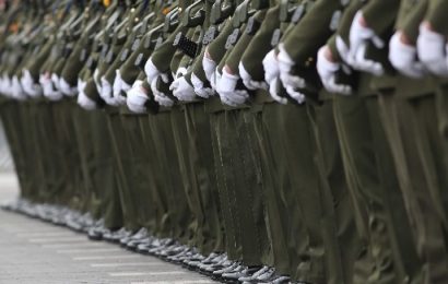 Hundreds of Defense Forces Spending Christmas Abroad on Peacekeeping Missions