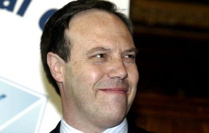 DUP Vows to Support May in No Confidence Vote