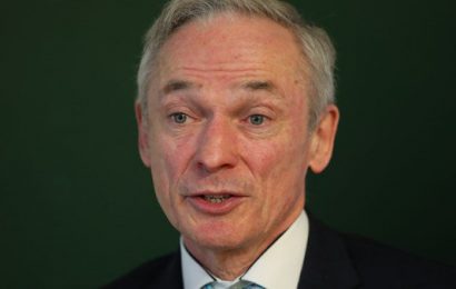 Bruton Calls for Lifestyle Changes to Tackle Climate Change