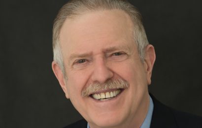 Speechwriter Mike Greenly Writes for & Coaches Executives To Make Great Presentations And Find Fulfillment