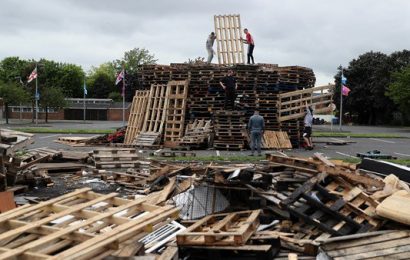 PSNI Chief Accuses Loyalist Paramilitaries of Using Women and Children in Bonfire Row