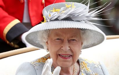 Unionists Urge Northern Ireland Secretary to Reinstate Queen’s Portrait at Stormont House