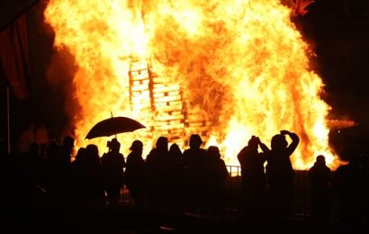 Gerry Adams: ‘Police Should Have Acted Earlier on Belfast Bonfire’