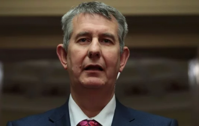 Poots Insists ‘Differences are on the Margins’ in Power-Sharing Talks