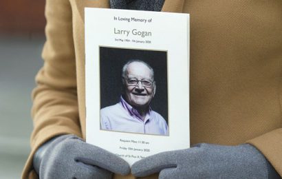 Broadcaster Larry Gogan Remembered as ‘an Extraordinary Man Who Was Very Ordinary’