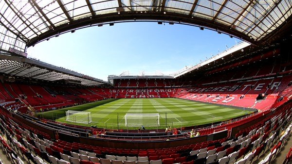 Manchester United Tells Fans That They Are Committed to Finishing Season