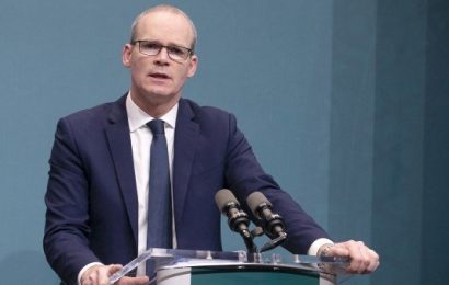 US to Extend Travel Ban to Ireland and United Kingdom US to Extend Travel Ban to Ireland and United Kingdom