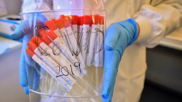 Belfast Researchers Trial Cell Therapy Treatment for Coronavirus Patients Belfast Researchers Trial Cell Therapy Treatment for Coronavirus Patients