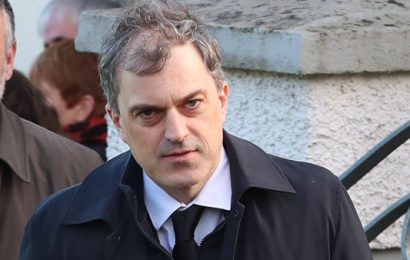 British Minister Calls For Assembly Elections To Be Delayed For A Year